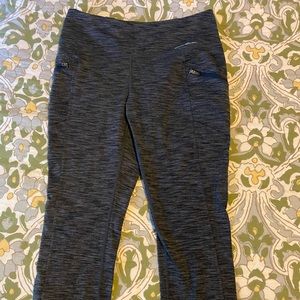 Eddie Bauer capri workout pants